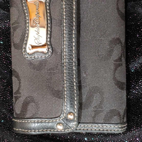 Sophia Caperelli Large Wallet - Picture 2 of 15